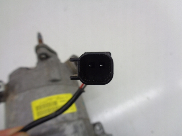 фото №5, B-max fiesta mk7 компрессор кондиционер c1b1-19d629-ad