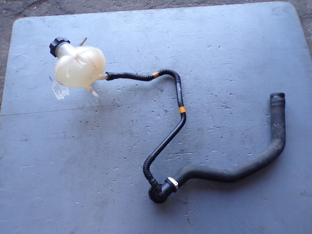 Купить Бачок расширительный пабтрубок  jeep 1.6 e-torq renegade 520355910