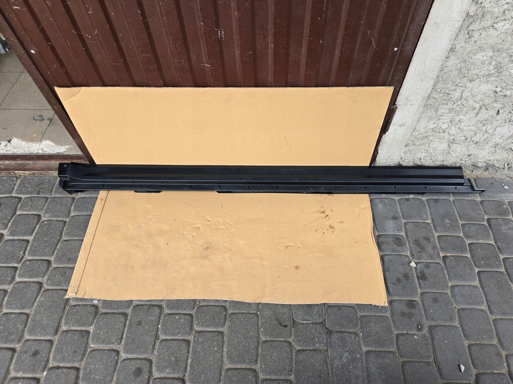 фото №1, Порог накладка порог правая mitsubishi eclipse cross 7250a132 idealna