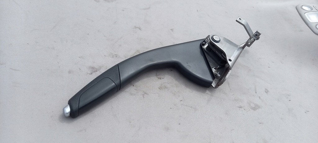 фото №1, Рычаг тормоза ручного clio iv