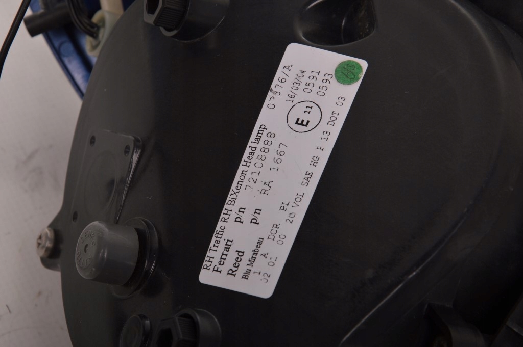 фото №10, Ferrari 612 scaglietti f137 лампа правый перед