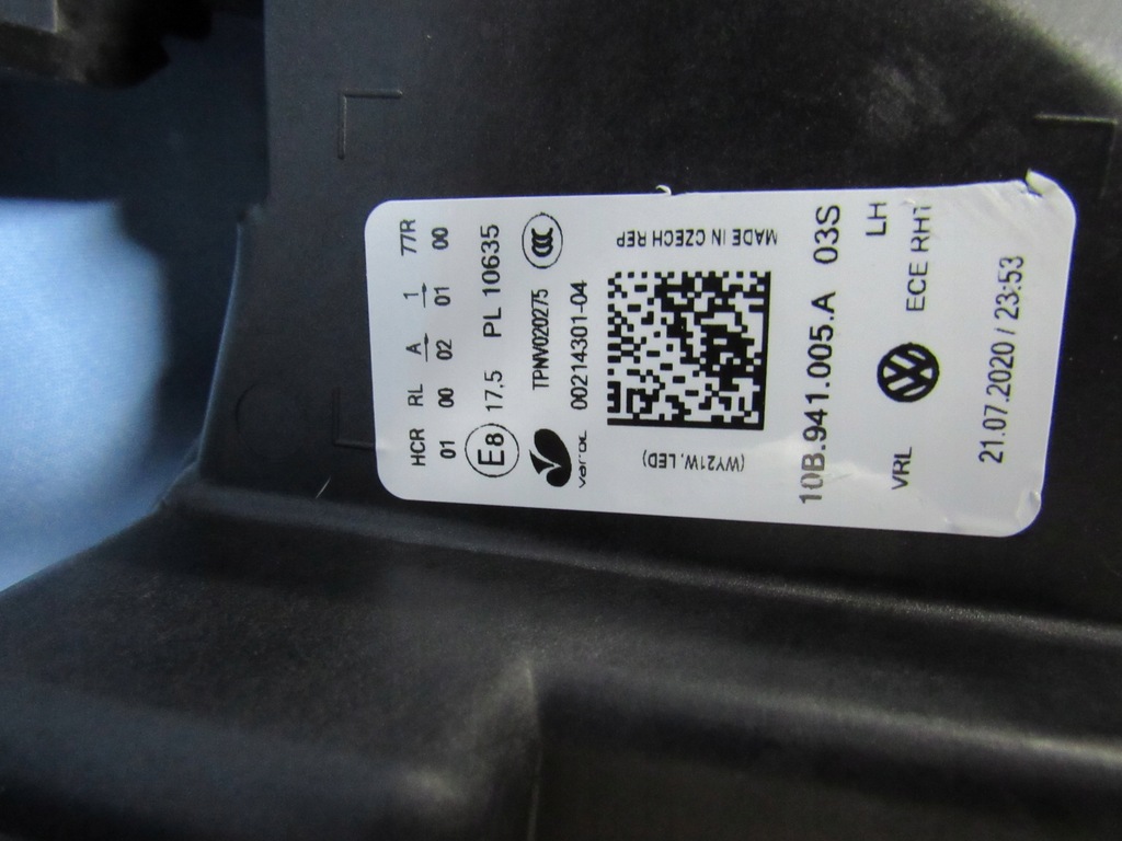 фото №11, Левая vw id.3 id3 электрик led нет клееная комплектная europa