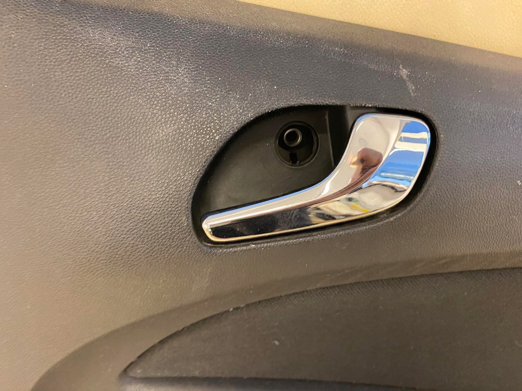 фото №5, Opel corsa оббивка обшивка двері задня правий