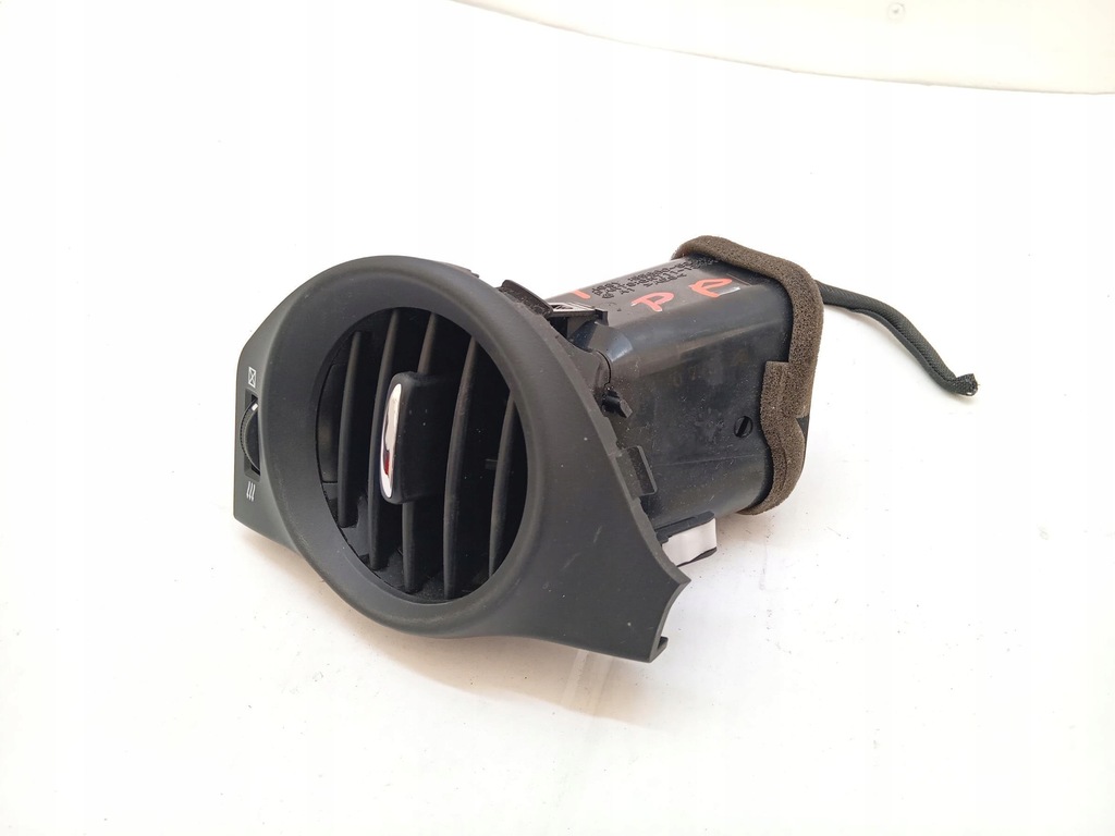 фото №3, Решітка обдув права lexus is ii