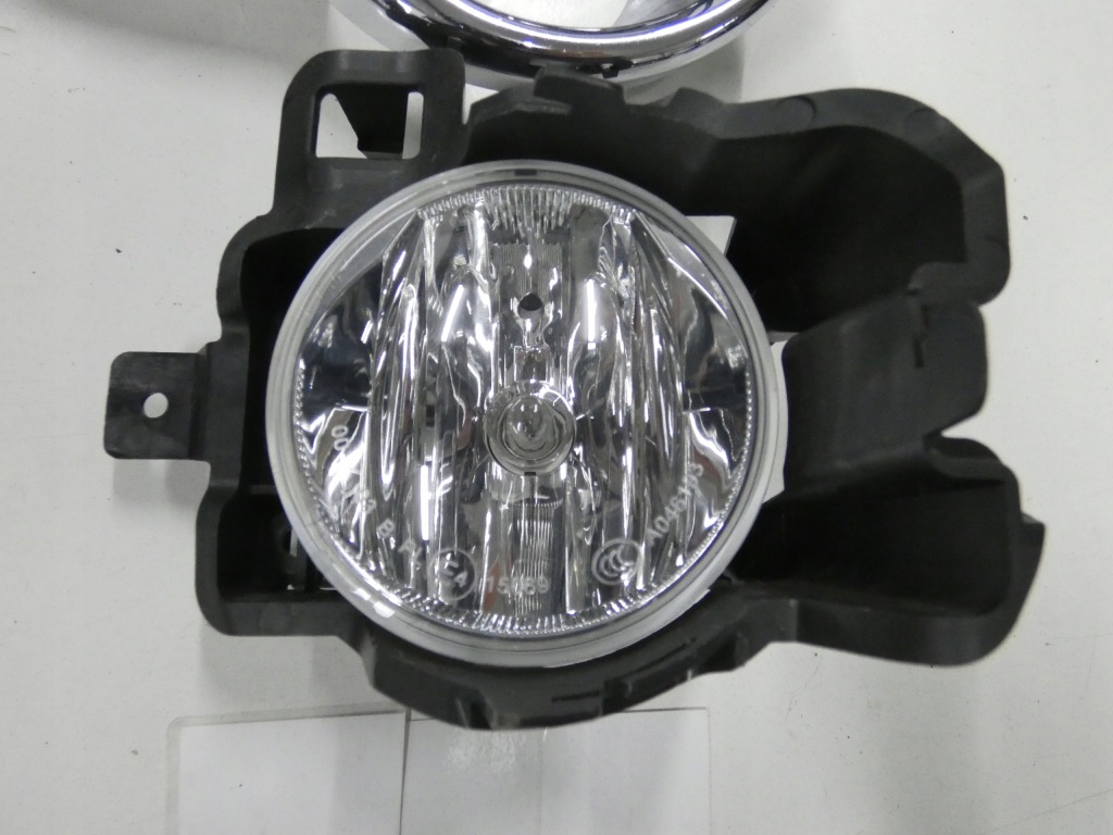 фото №5, Протитуманна фара, хром, корзина peugeot 208 przed lift 156.