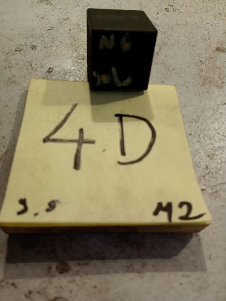 фото №1, Volvo v40 100 реле насоса пального