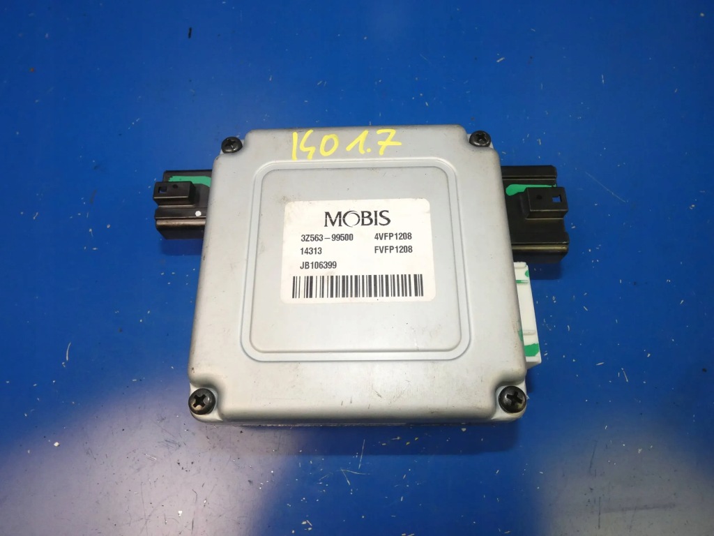 фото №1, Hyundai i40 i30 модуль блок керування підсилювача