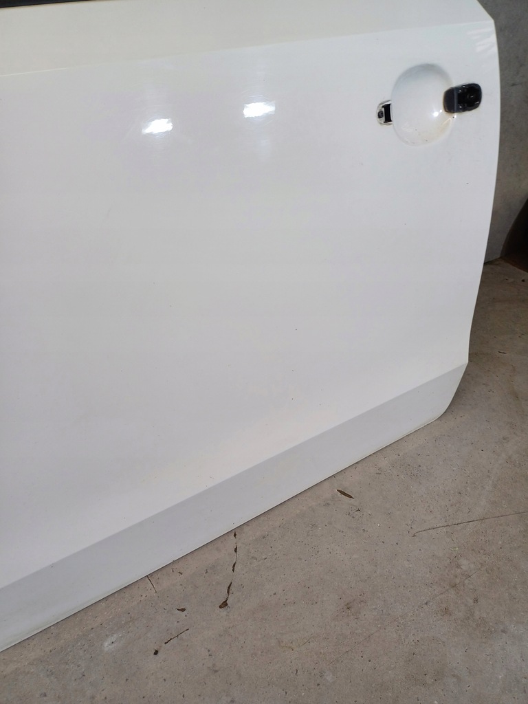 фото №9, Дверь левая seat mii, skoda citigo ,vw up 3d код лакокрасочного покрытия lb9a