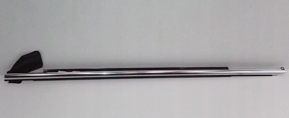 фото №1, Молдинг декоративна хром двері audi a8 d4 4h0853283c