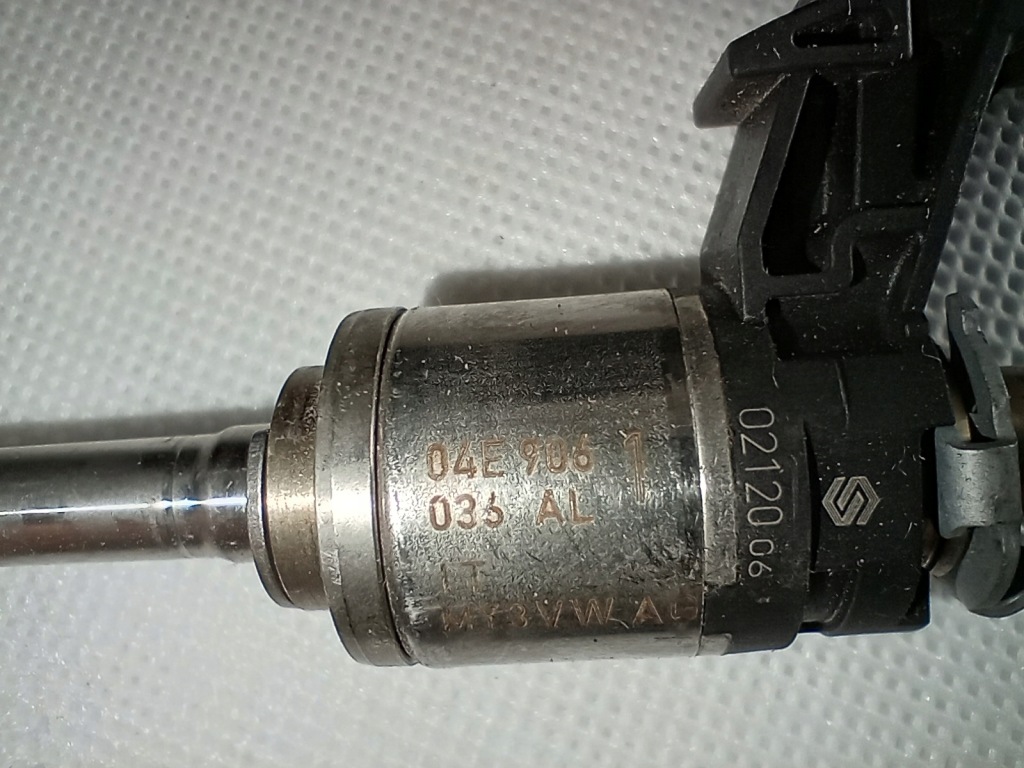 фото №10, Ibiza v 6f 1.0tsi dkl 2020 молдинг упорскування форсунки 04c133320g europa