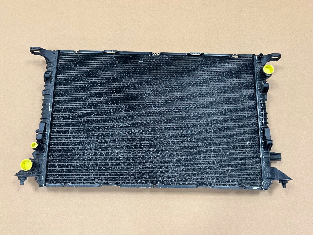 фото №1, Audi a8 d4 радіатор wody 4h0121251b