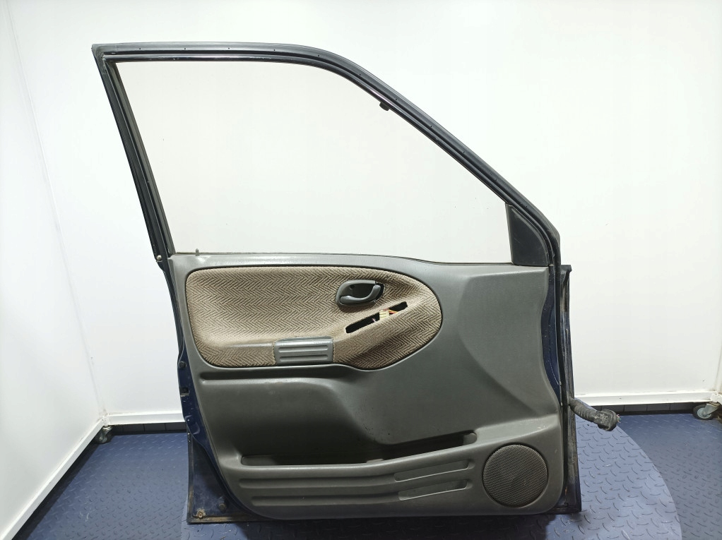 фото №14, Suzuki grand vitara i 98- двері перед передні ліва y29