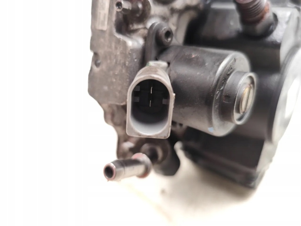 Mercedes-benz e-class насос впрыскная wysokiego давления дизель 28297640 в Украине