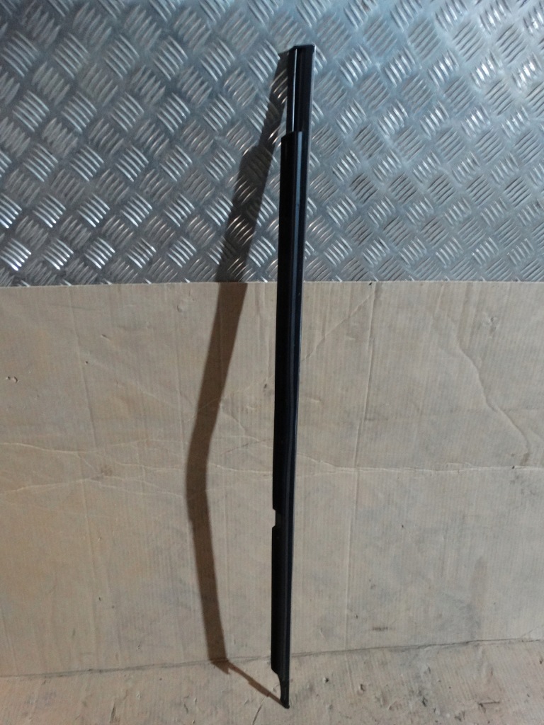 фото №2, Ideal молдинг дверь задняя левая mercedes w222 1