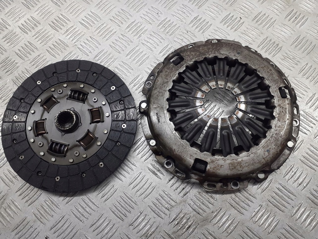 фото №1, Прижим сцепления с диск toyota corolla e12 2.0 d4d