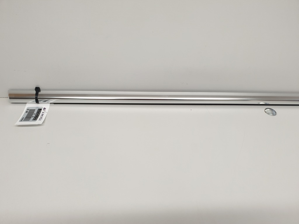 фото №8, Volvo молдинг уплотнитель стекло 31301007/08