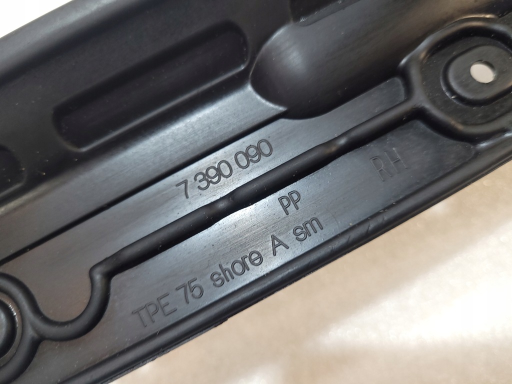 фото №9, Mini cooper f60 прокладка дверь правый перед