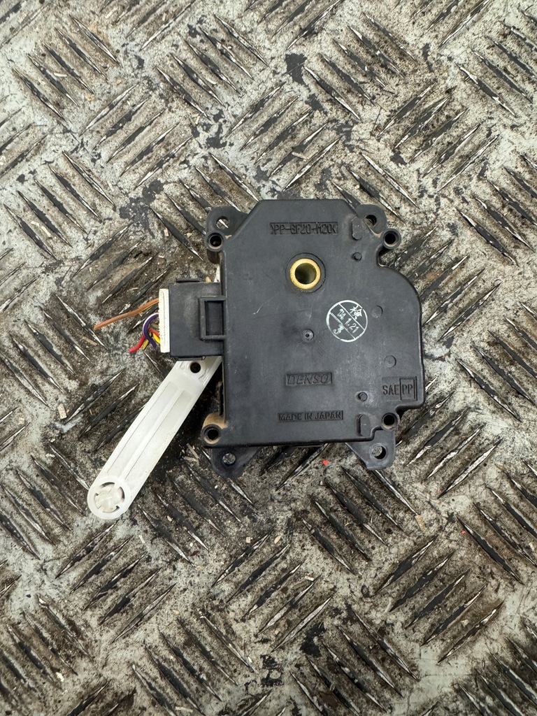 фото №5, Клапан управляющий отопителя mitsubishi pajero iii 3 063700-7040