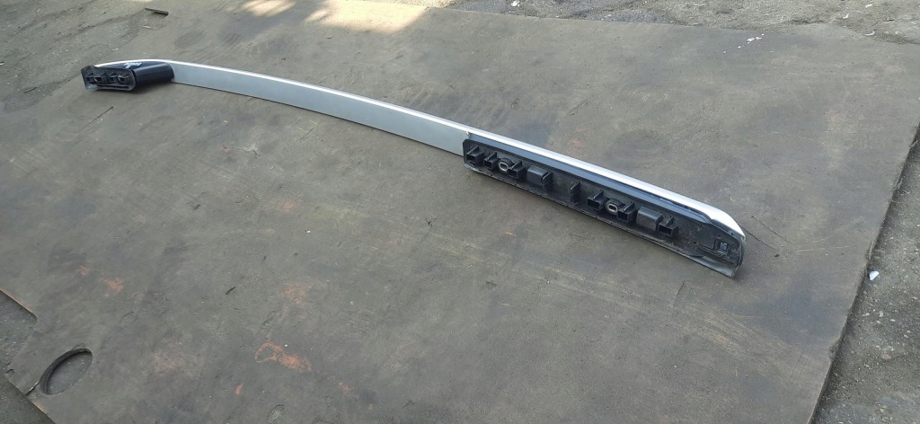 Рейлинг крышный правый  peugeot 2008 1 Недорого