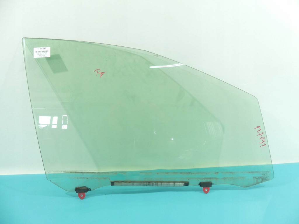 фото №1, Скло двері перед права toyota estima iii 06-19