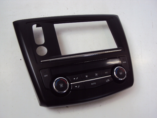 фото №3, Панель кондиционера рамка renault kadjar 2015-