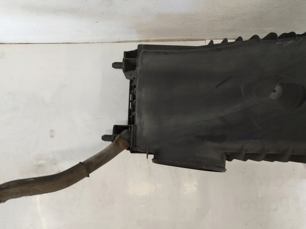 фото №8, Audi q7 4l 07r корпус фильтра воздуха