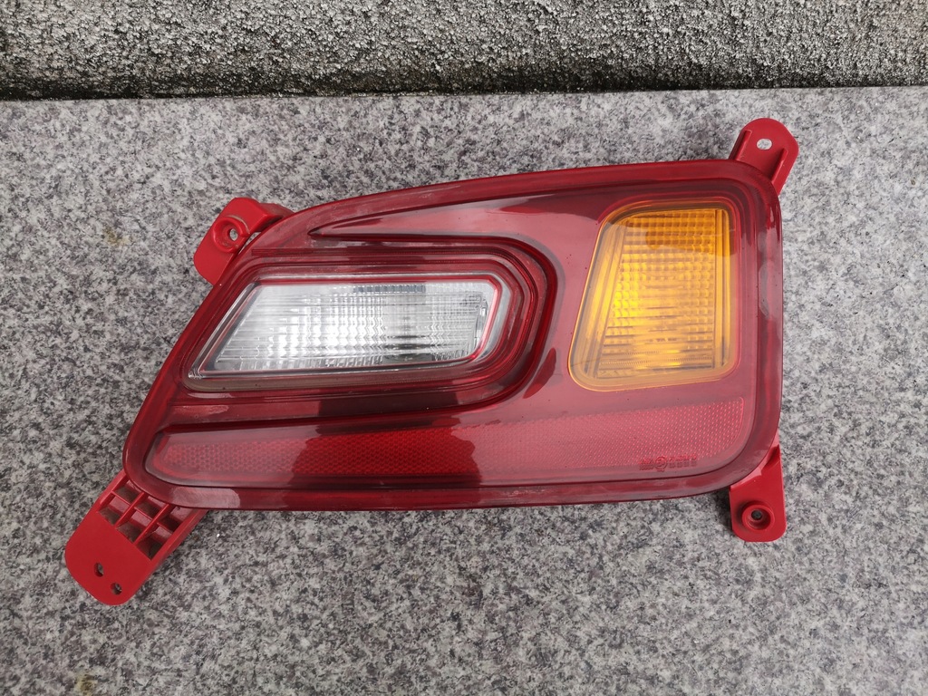 фото №1, Hyundai kona лампа правый задняя задняя
