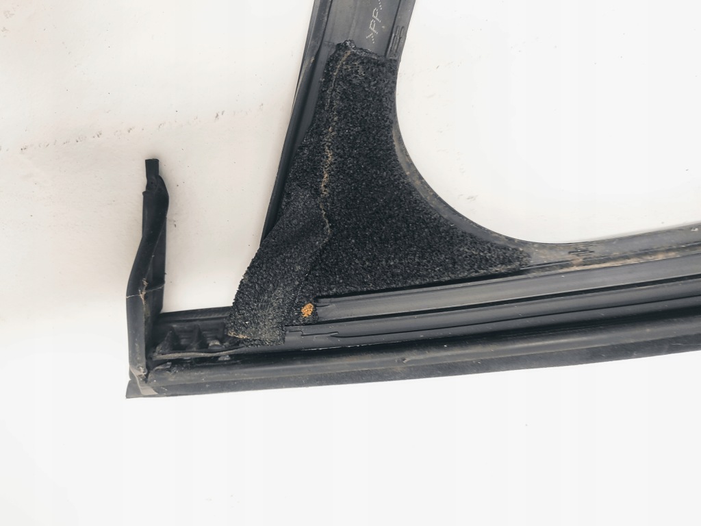 фото №5, Peugeot 508 i прокладка дверь правый перед передняя