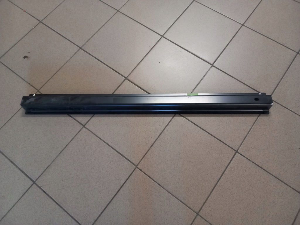 фото №1, Vw crafter 2 ii 16- обшивка порог 2n0801253a