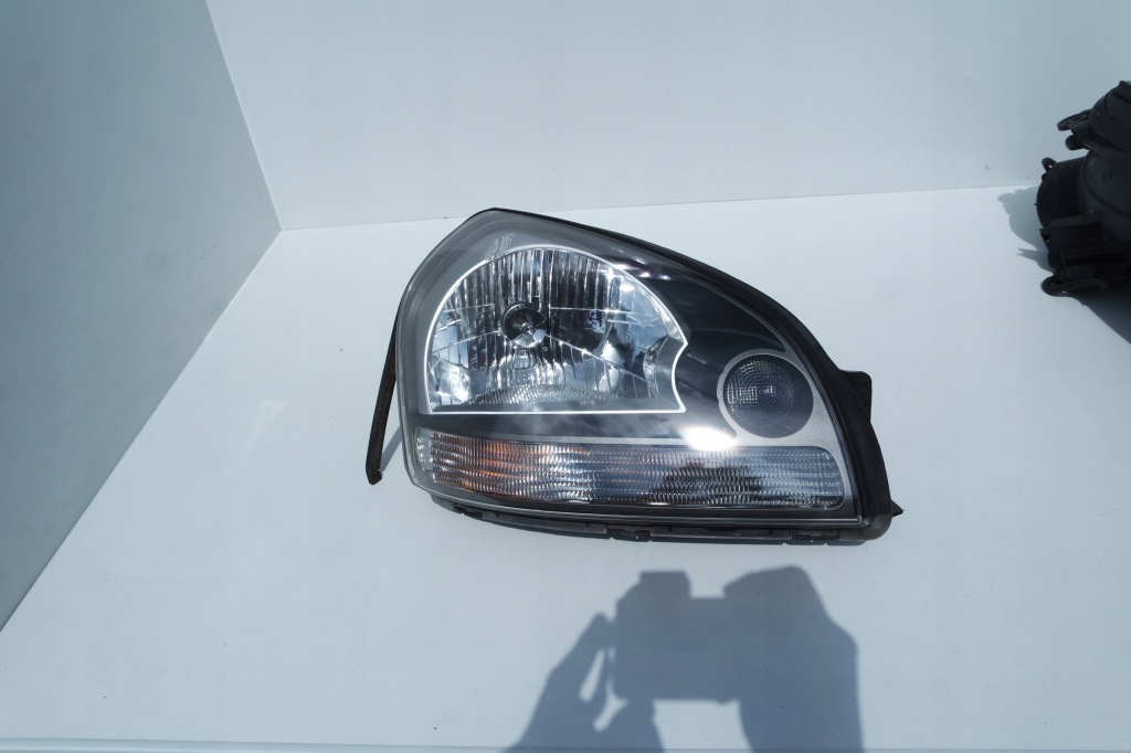 фото №1, Лампа перед правая hyundai tucson i europa bdb