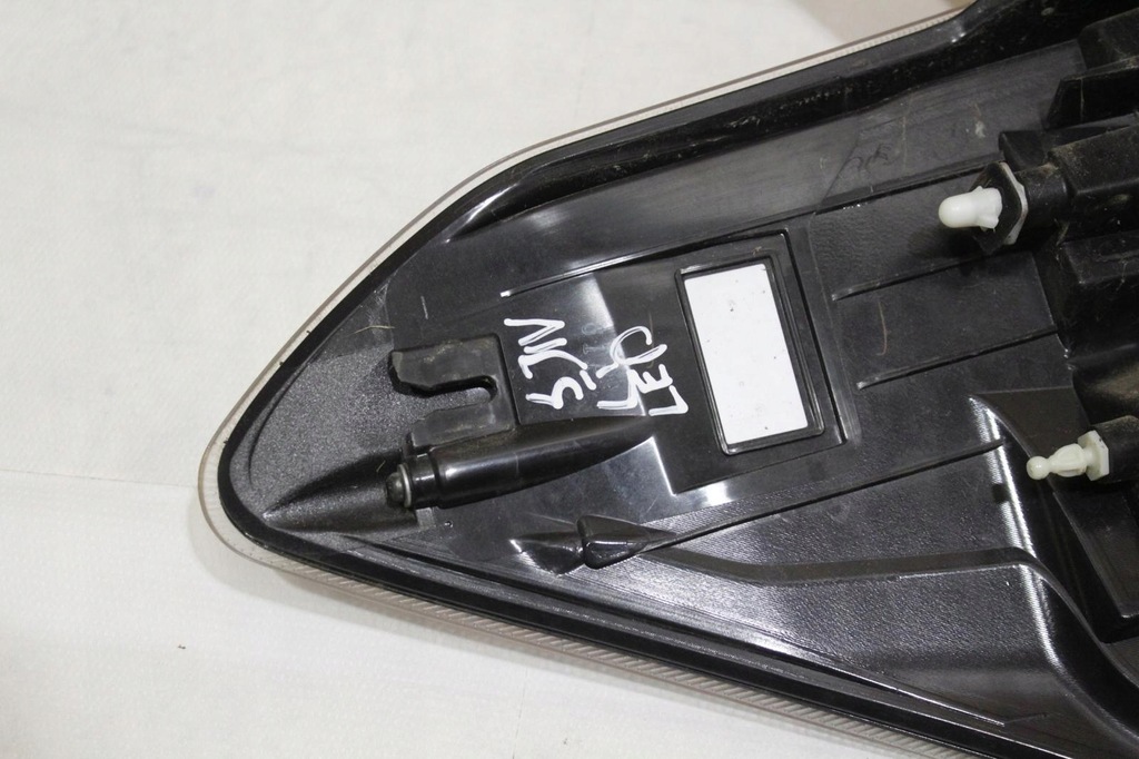 фото №10, Лампа правый задняя led subaru forester iv sj lift 84201sg120