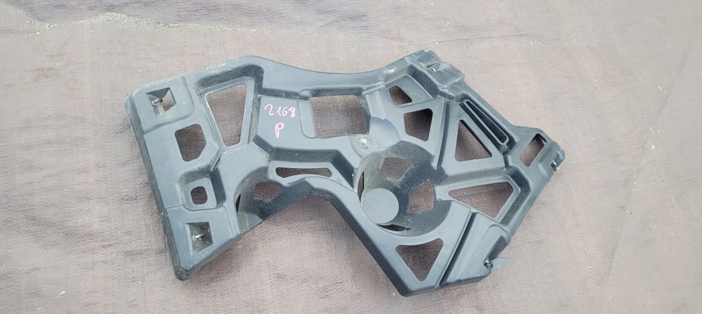 фото №1, Renault megane iv hb направляющая бампера задняя правый