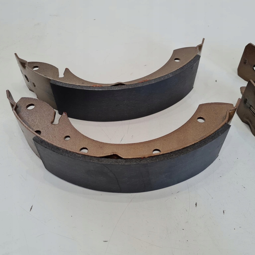 Citroen peugeot renault гальмівні колодки гальмівні комплект lpr 07165 Доставка