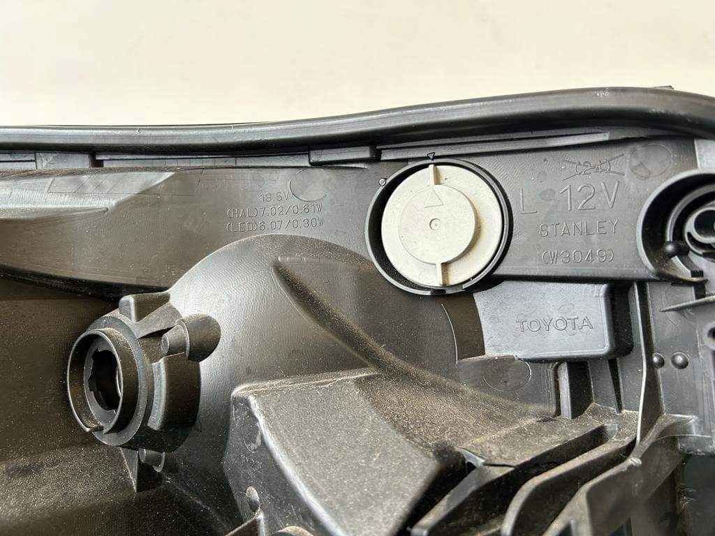 фото №7, Toyota rav4 лампа лівий перед full led w3049