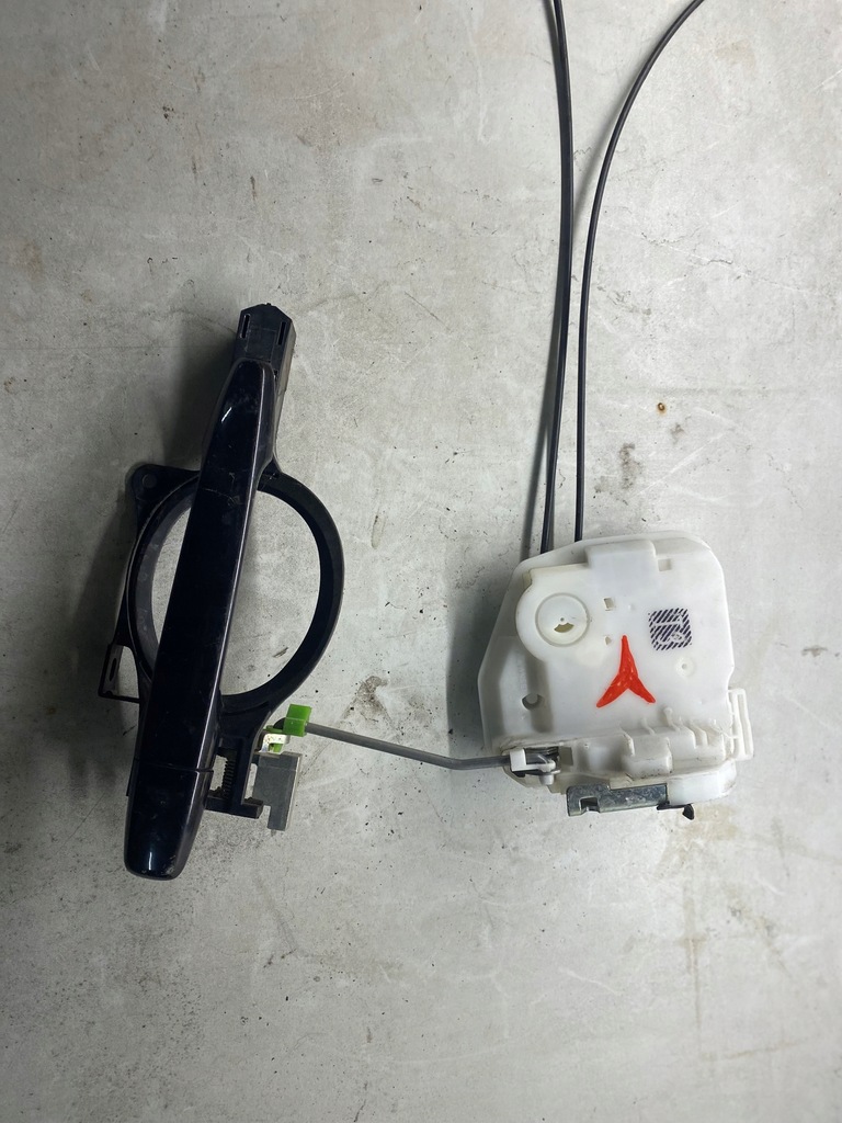 фото №1, Mitsubishi asx i 10- c4 aircross замок дверь задняя левый 2 pin a047218