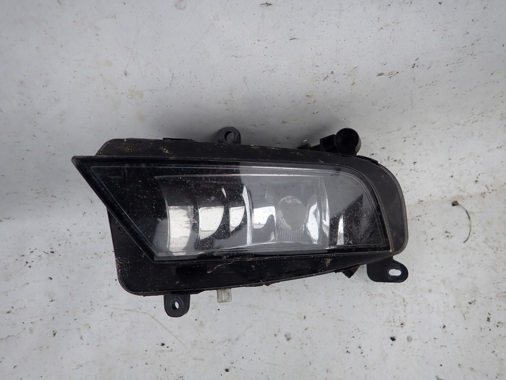 фото №1, Audi a4 b8 8k противотуманная фара левый перед