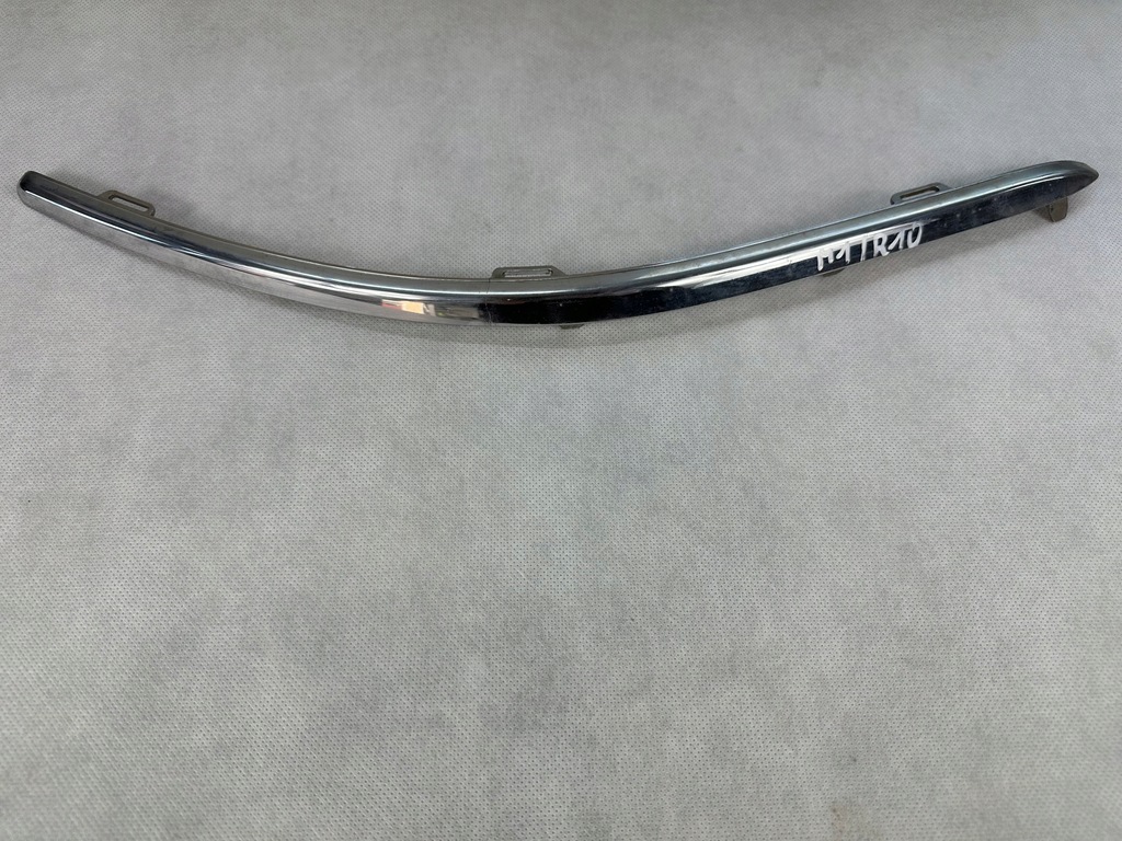 фото №1, Volkswagen touran молдинг бампера перед 1t0807244