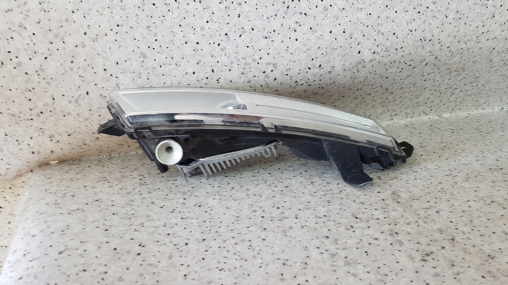 фото №4, Jaguar f-pace левый led drl противотуманная фара 2027