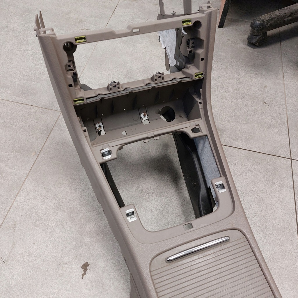 фото №6, Volkswagen passat b6 туннель средний подлокотник 3c0864207m