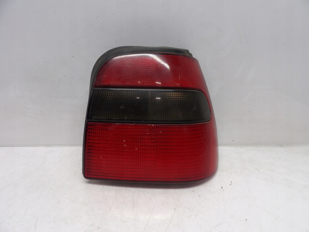 фото №1, Лампа права задня skoda felicia