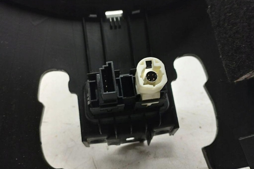 фото №9, Кронштейн na чашки mini countryman r60 30021944 1.6l бензиновий 2014