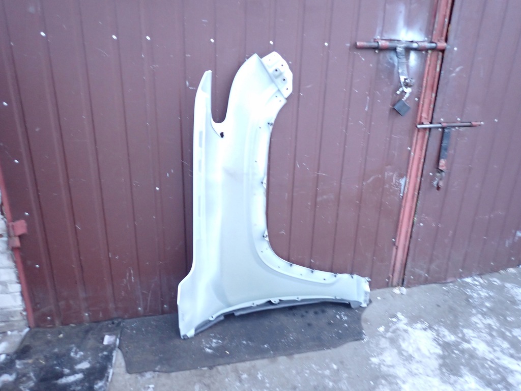 Купити Крила лівий передній перед toyota tundra sequoia 3.4 3.5 4x4 2022-