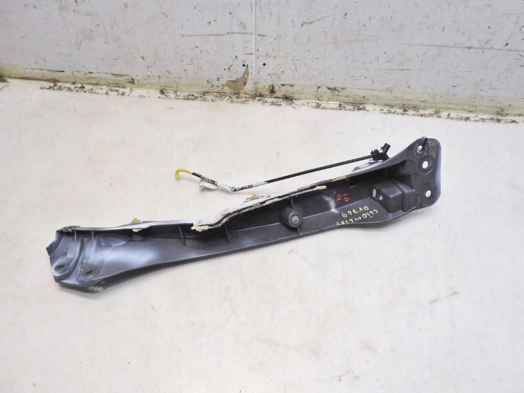 фото №7, Кронштейн кронштейн крила лівий перед dv369 renault clio iii lift 631234880r