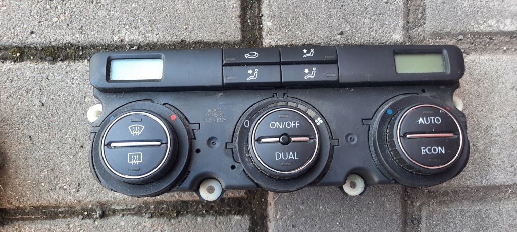 фото №1, Vw passat b6 панель обдув кондиционера 746775-30