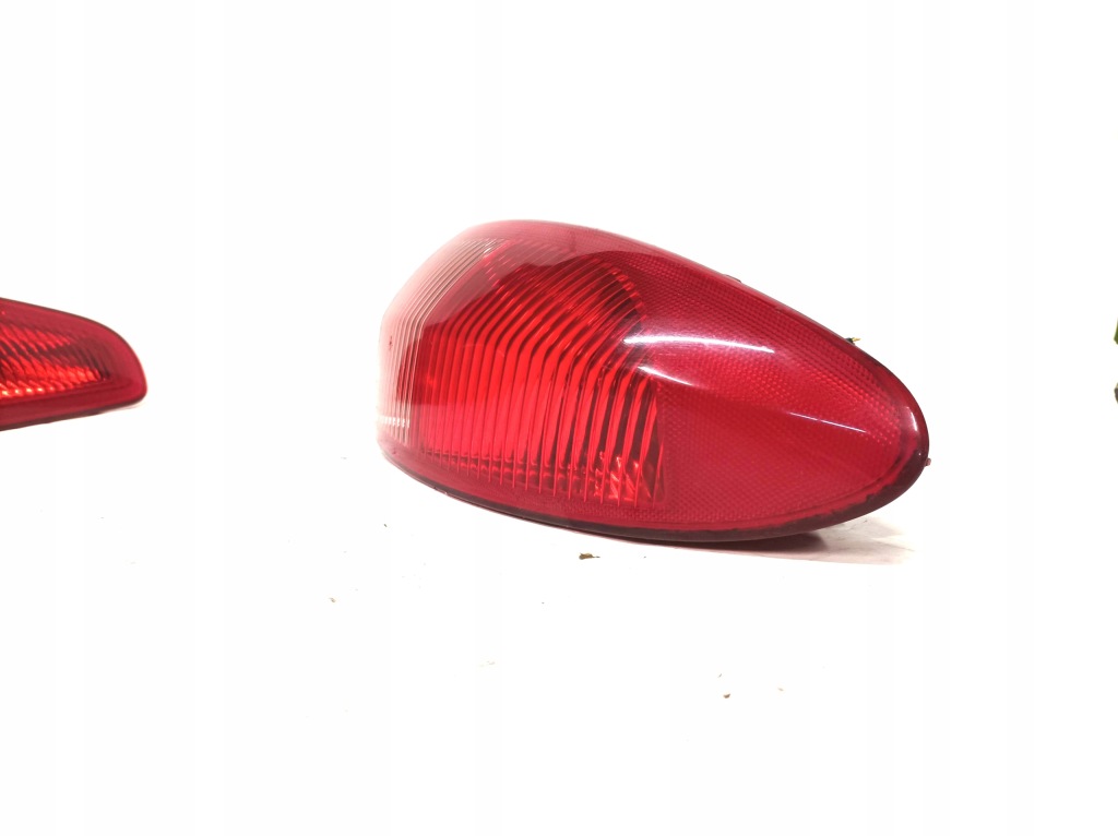 фото №4, Лампа правый левый задняя alfa romeo 147 lift europa комплект