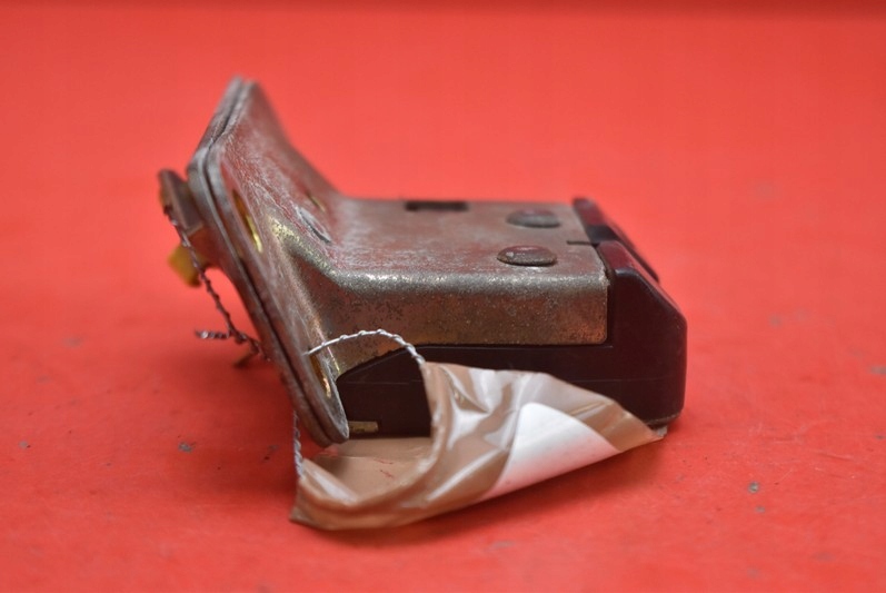 фото №6, Замок кришки задня задній volvo s40 1 i 98r