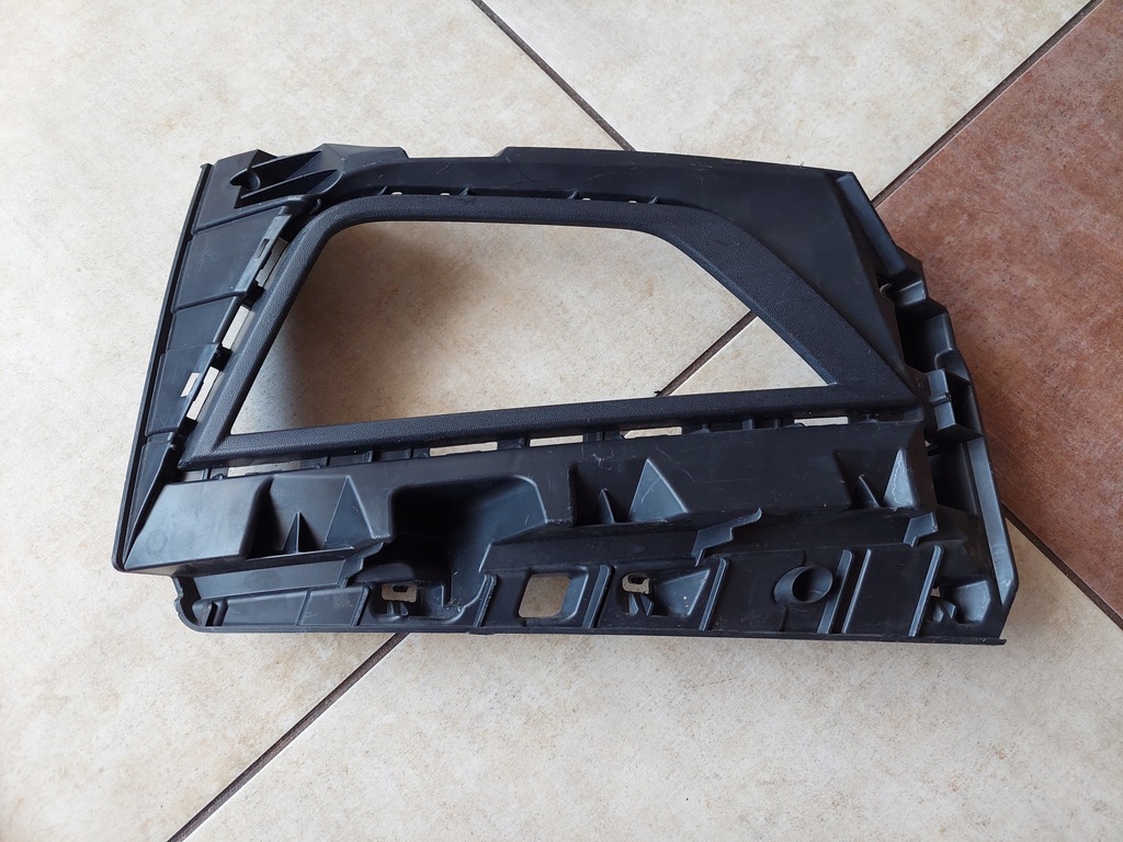 фото №8, Правый противотуманная фара - led - решётка - vw polo vi - 2g0