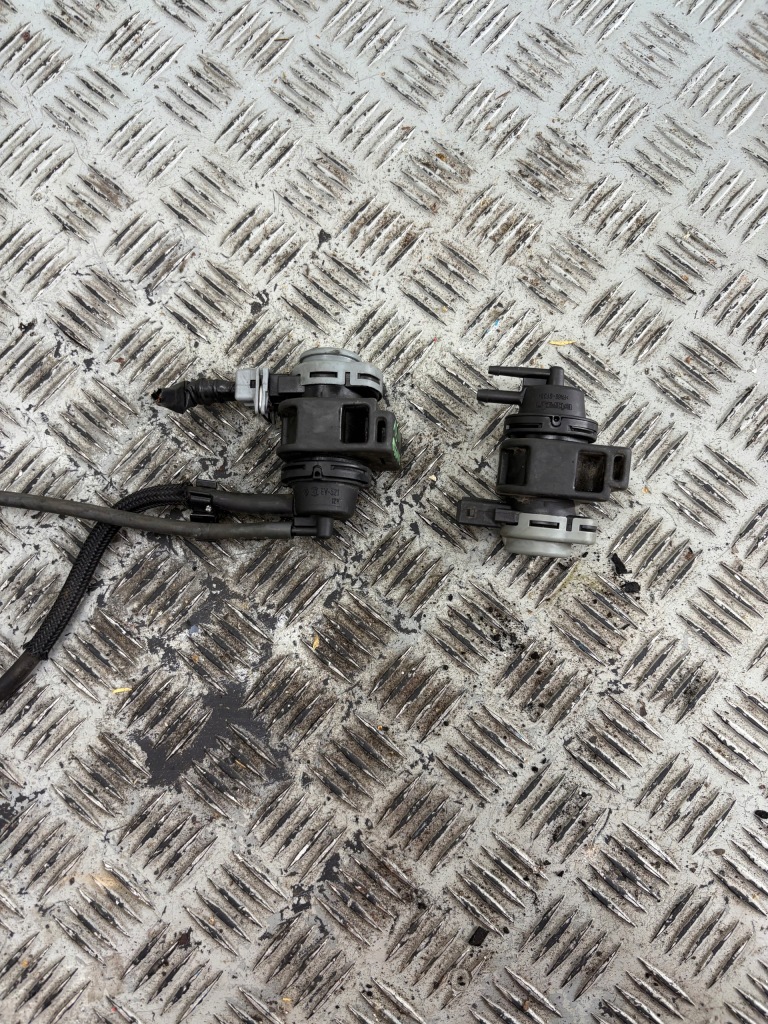 фото №1, Електроклапан renault megane scenic ii 2 8200201099