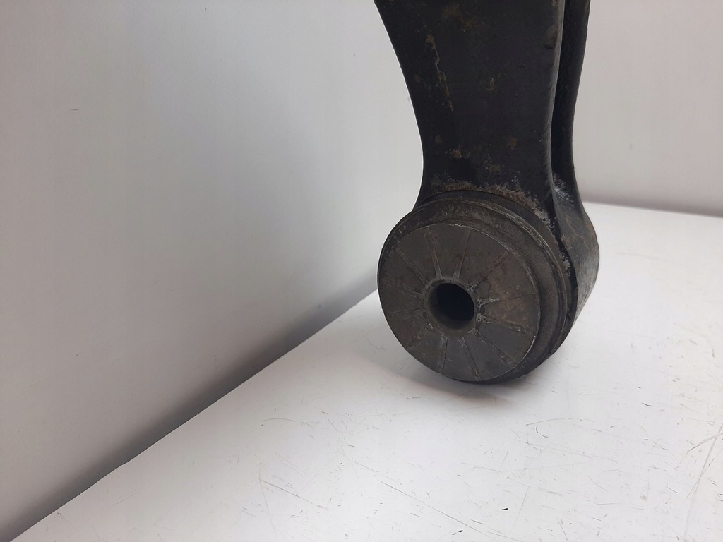 фото №12, 2007 jeep commander рычаг передний нижний