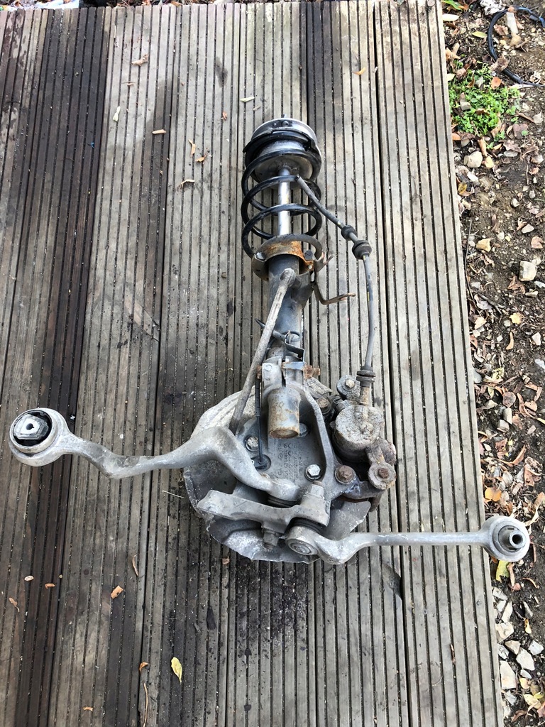 фото №5, Bmw 1 e87 e90 поворотный кулак амортизационная стойка правый перед